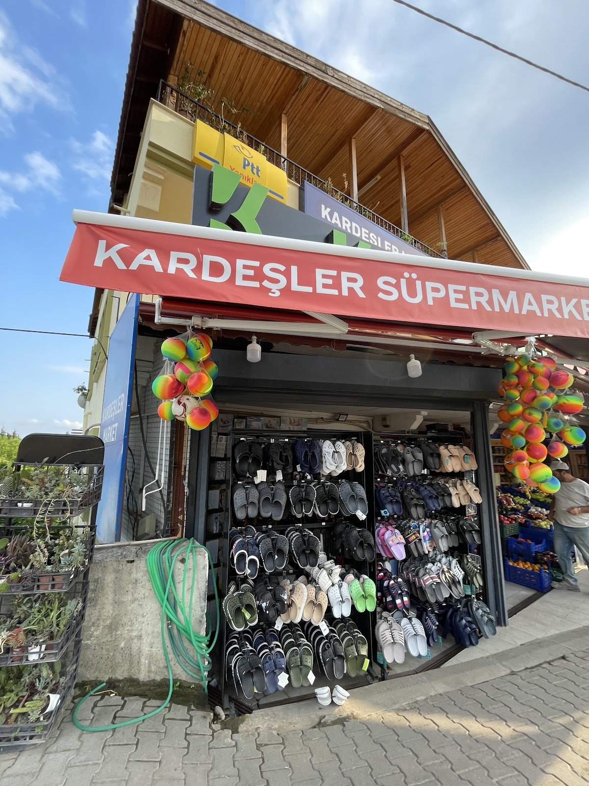 Yanıklar Market