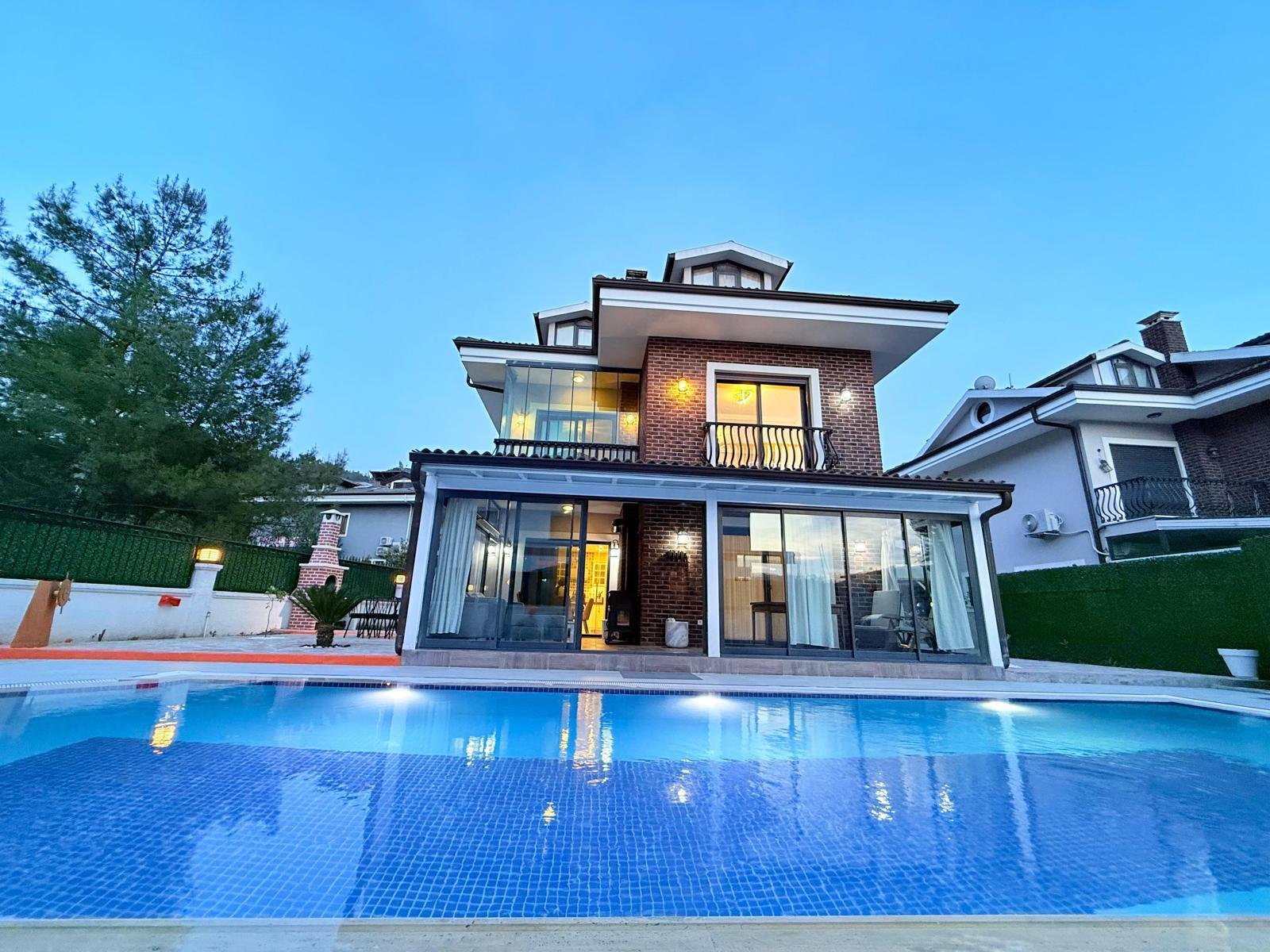 Villa Swan